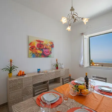 Prima Luce * أمالفي